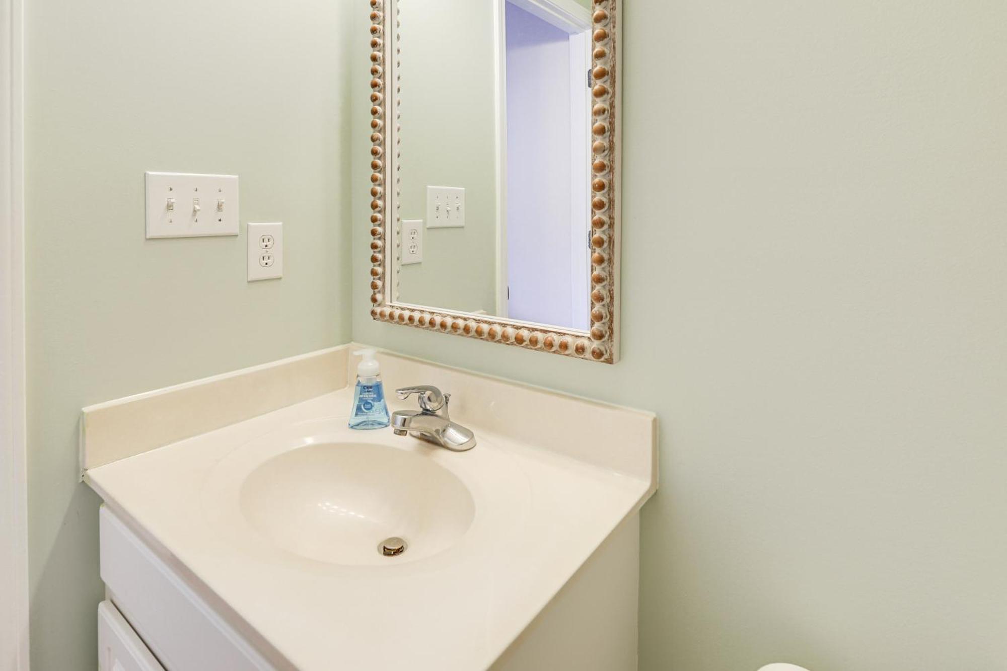 Well-Equipped Emerald Isle Townhome Pets Welcome! Екстериор снимка