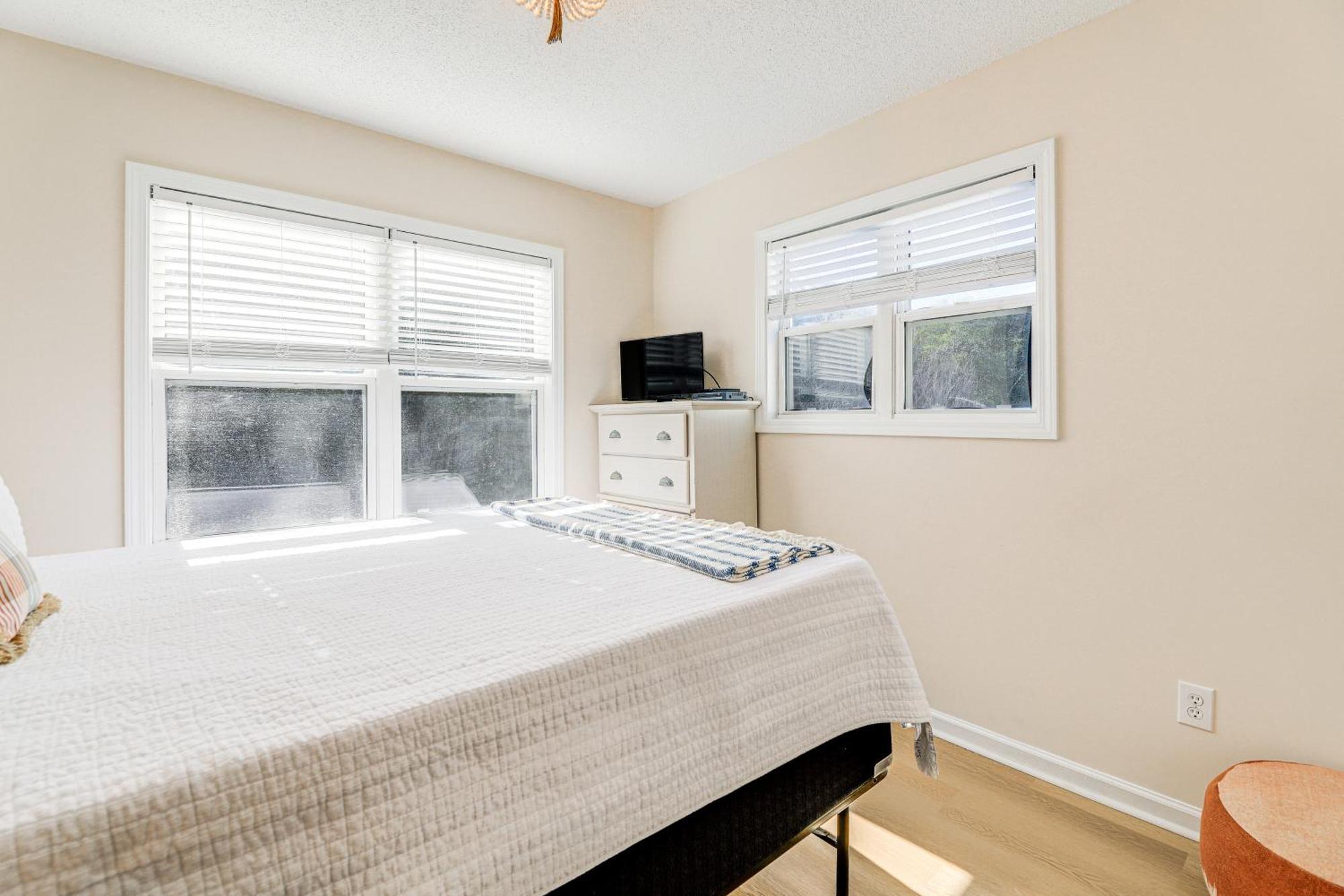 Well-Equipped Emerald Isle Townhome Pets Welcome! Екстериор снимка